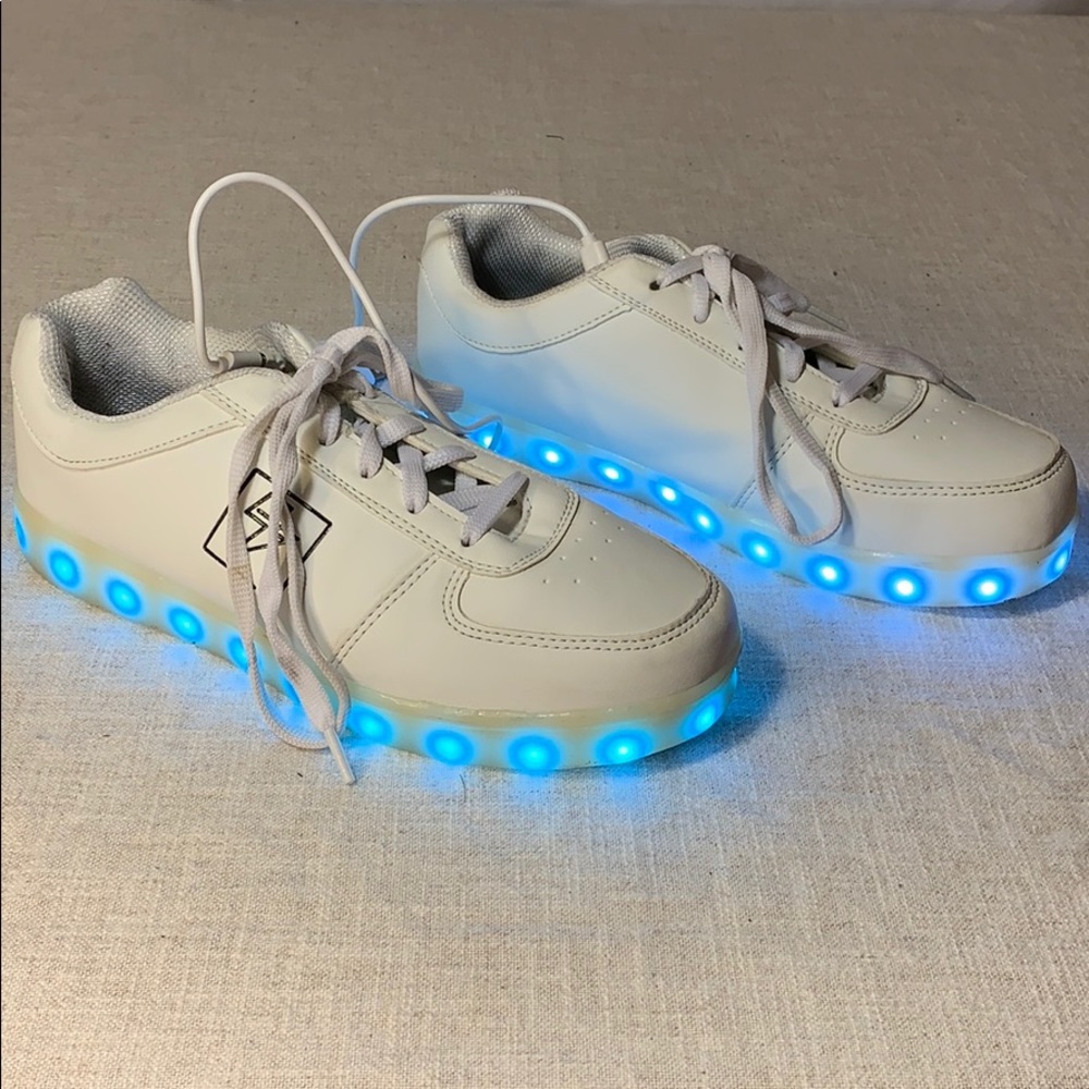 Electric Styles Tennis Shoes Unisex Gem